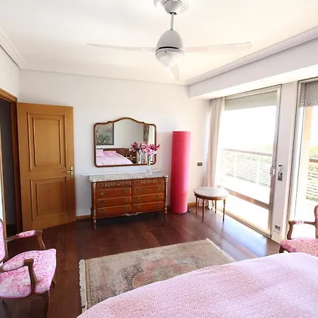 Torre Alicante Apartments